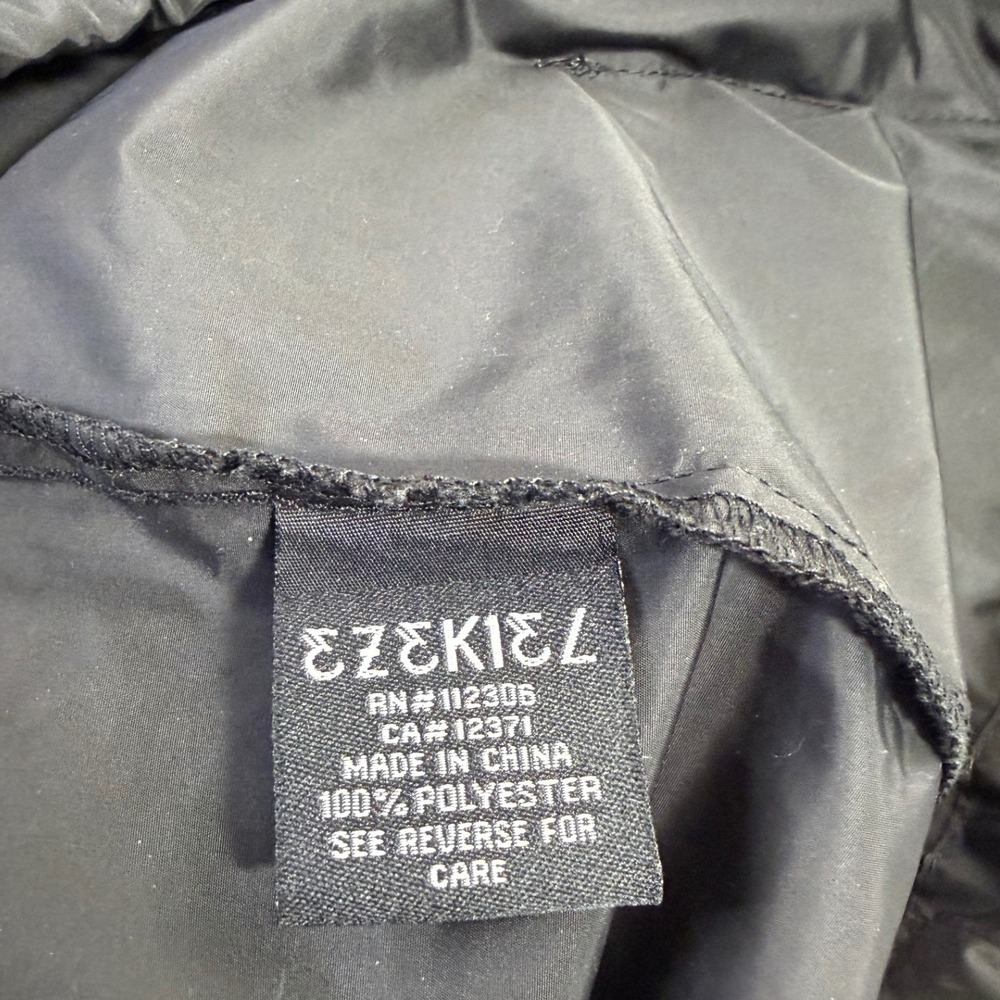 Ezekiel Windbreaker Anorak Mens XL Black Half Zip Hooded Lightweight Jacket - Picture 9 of 12
